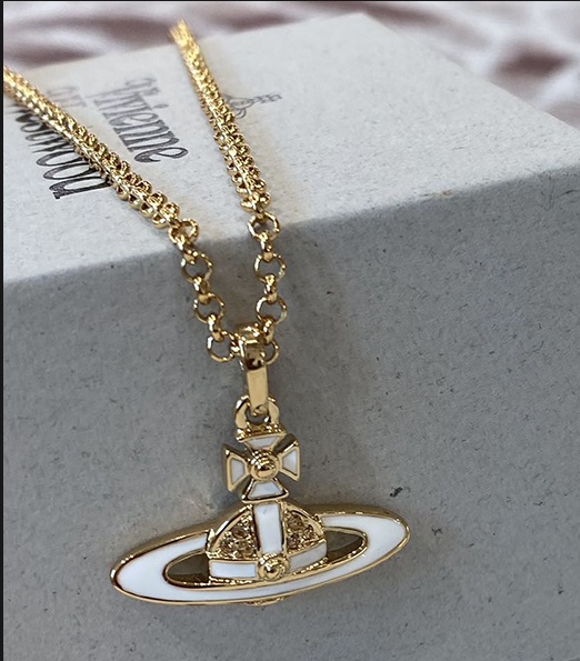 VIVIENNE WESTWOOD LOGO DESIGN NECKLACE