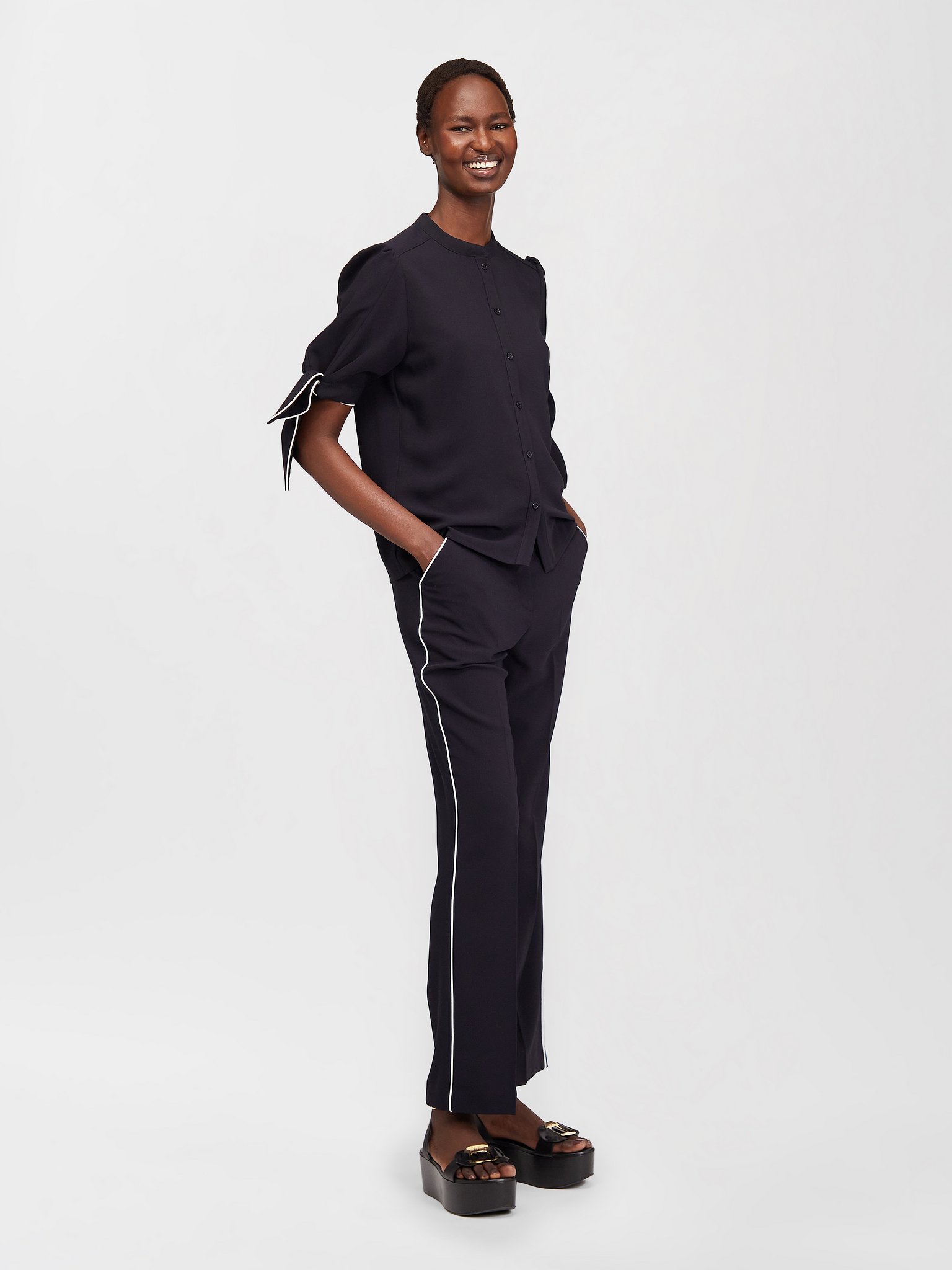 See By Chloé Straight-leg Trousers In Black