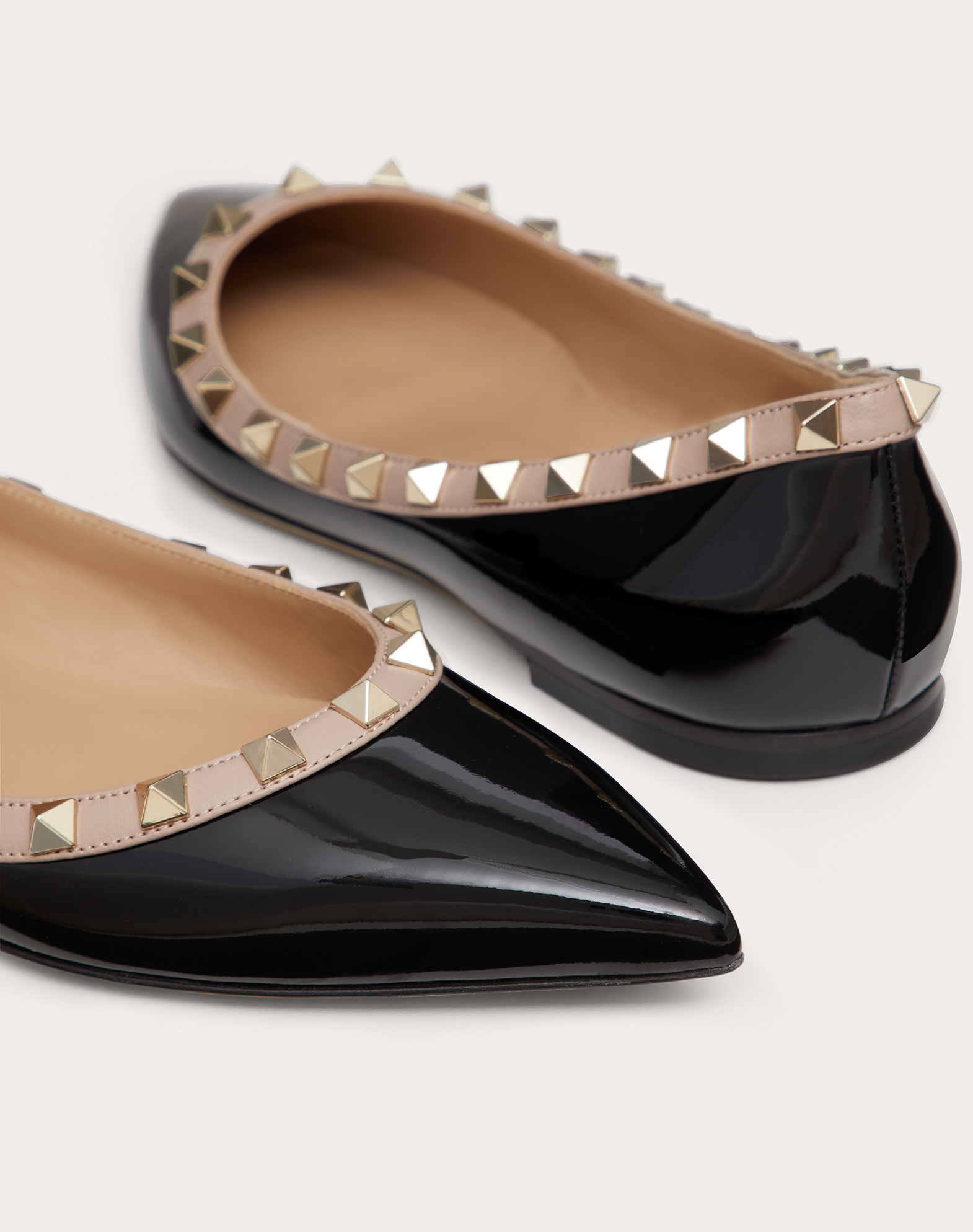 Valentino Rockstud Patent Leather Ballet Flats In Black