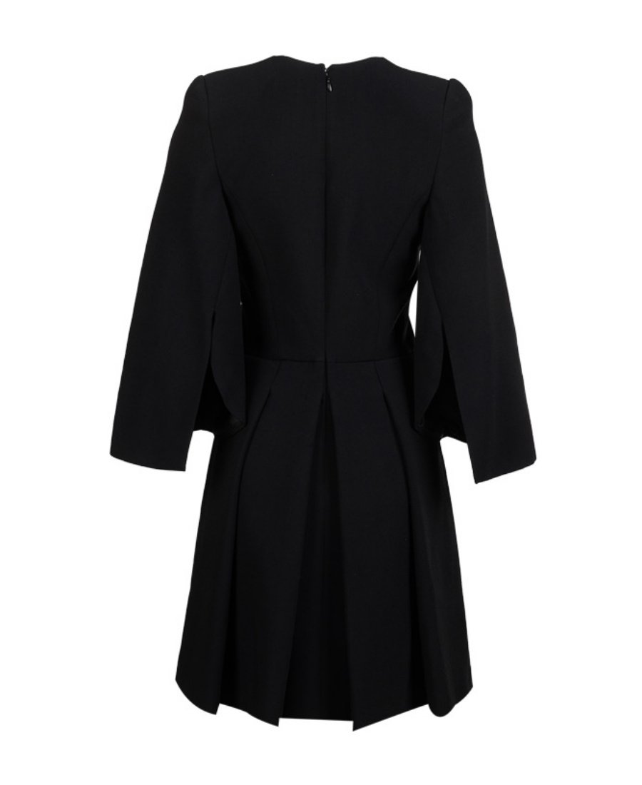 Alexander Mcqueen Classic Round-neck Dress In Black