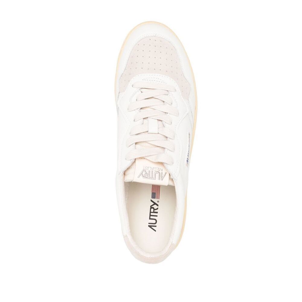 Autry Perforated Low-top Sneakers In White