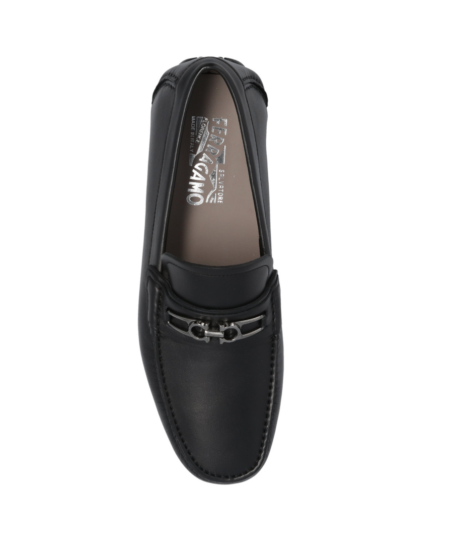 Ferragamo Leather Ornament Driver Loafers In Black