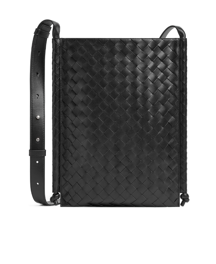 Bottega Veneta Intrecciato Leather Crossbody Bag In Black