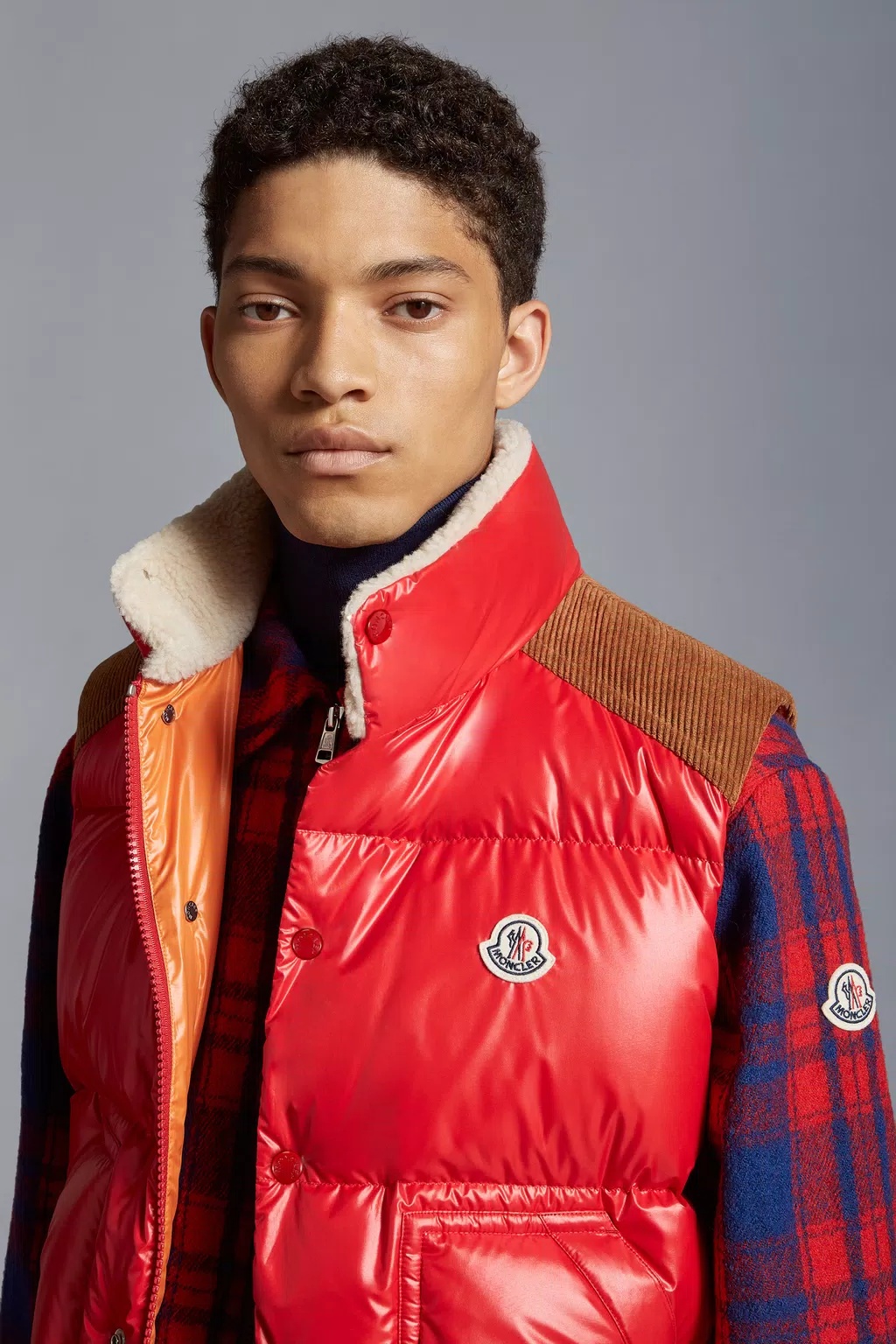 Moncler Red Bodywarmer Jacket For Men In Red