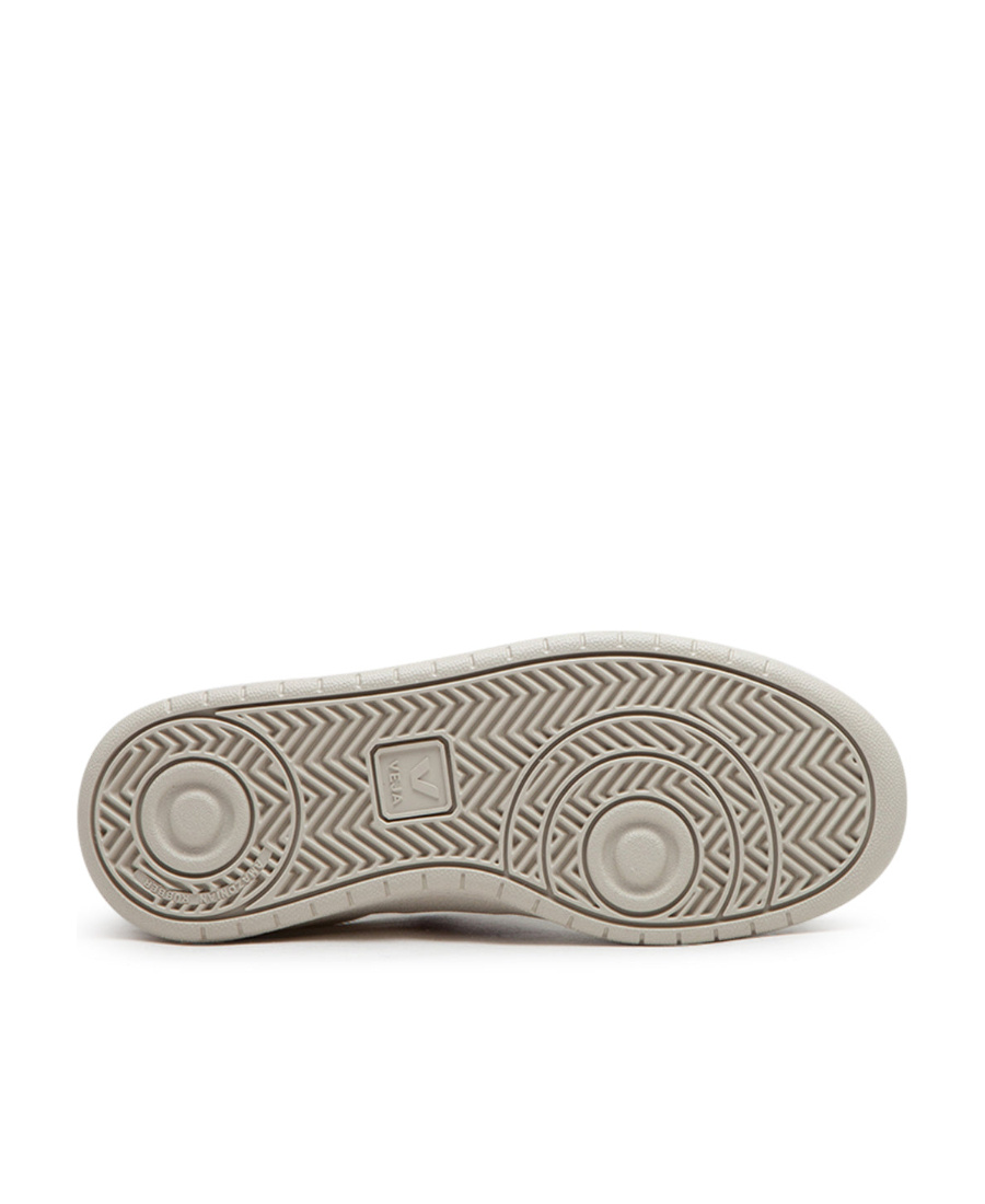 Veja Low-top Leisure Sneakers In White