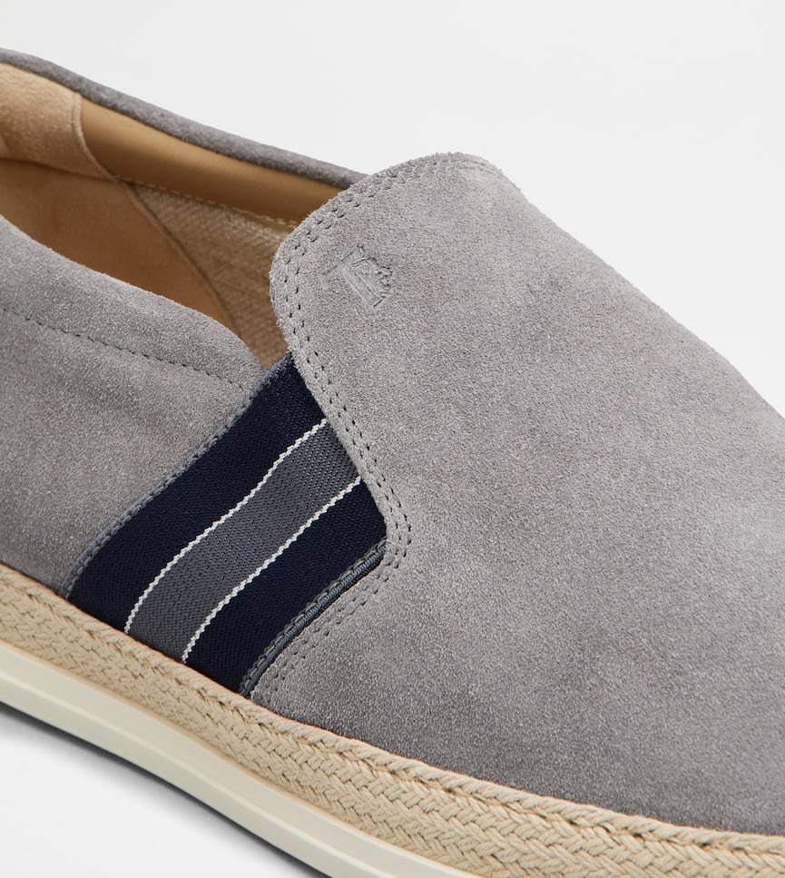 Tod's Gommino Suede Loafers In Gray