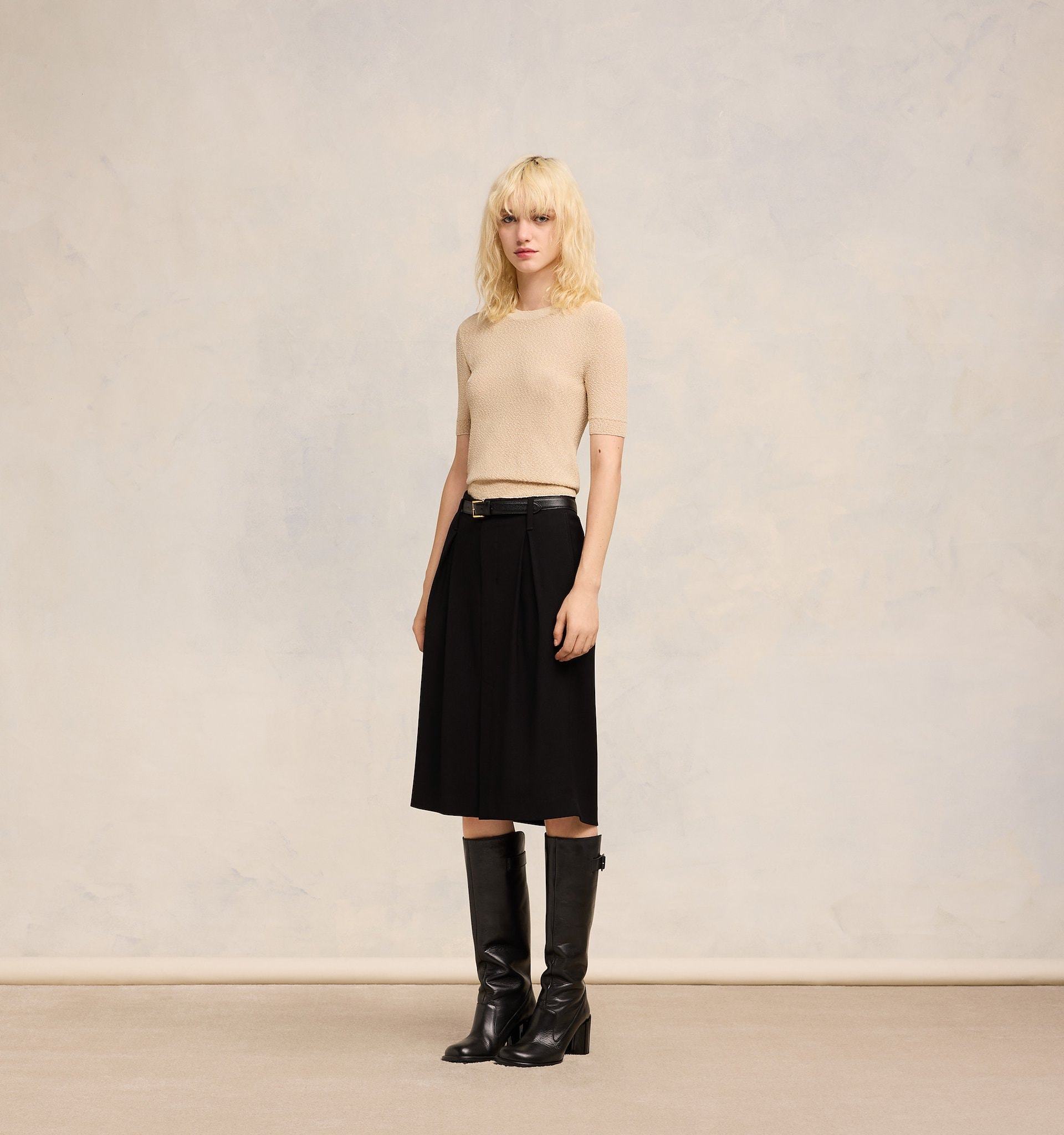 Ami Alexandre Mattiussi Short-sleeve Knitted Top In Nude
