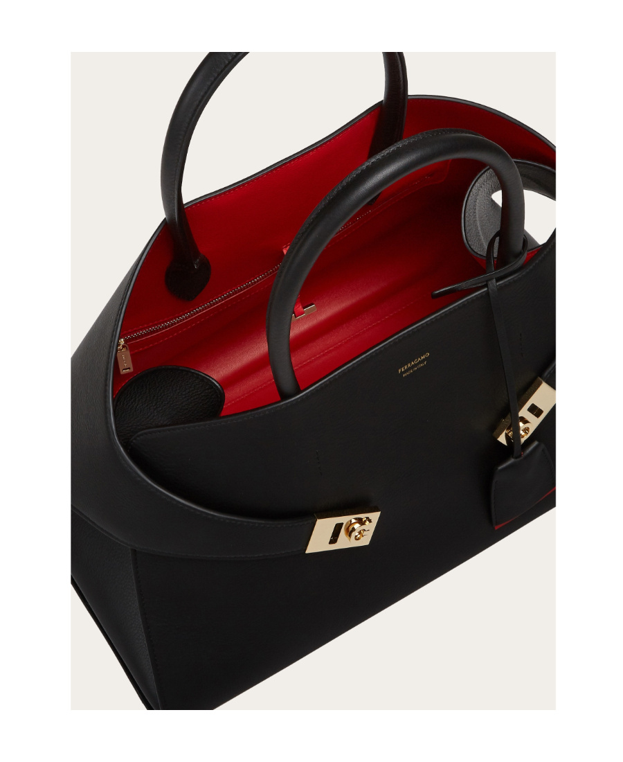 Ferragamo Salvatore  Hug Medium Tote Bag In Black