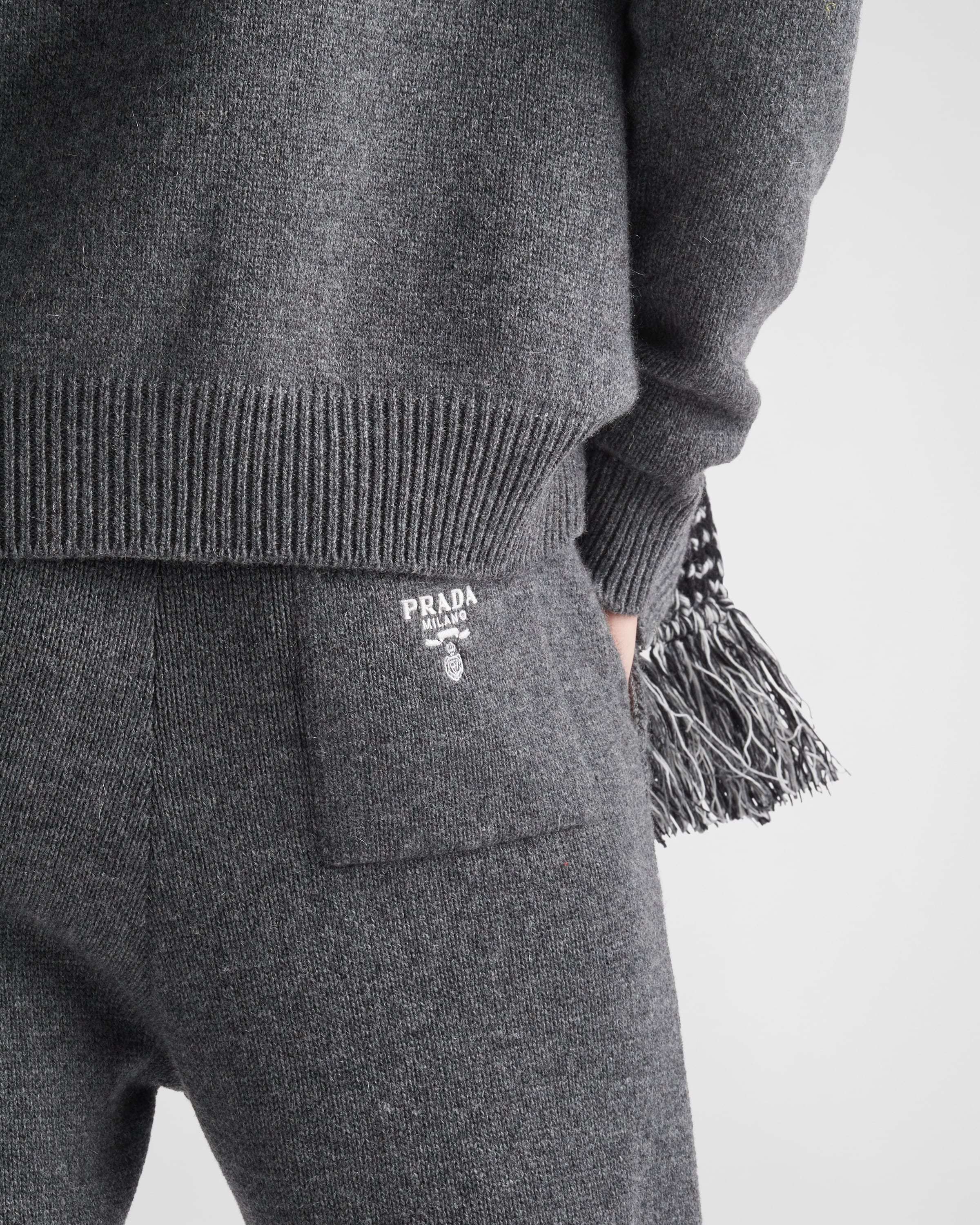 Prada Logo-embroidered Knitted Cashmere Trousers In Gray