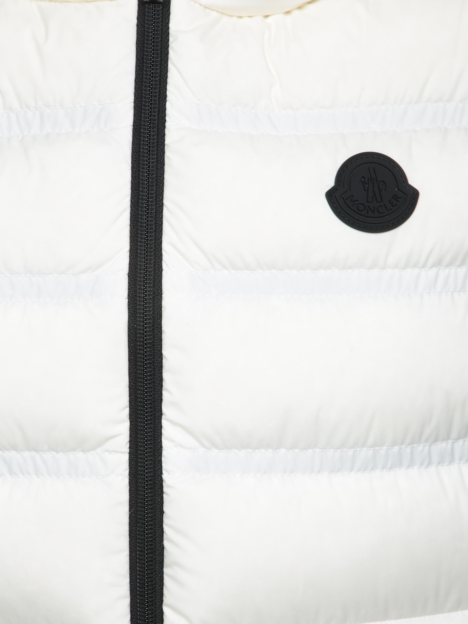 Moncler Aliterse Down Hooded Vest In White