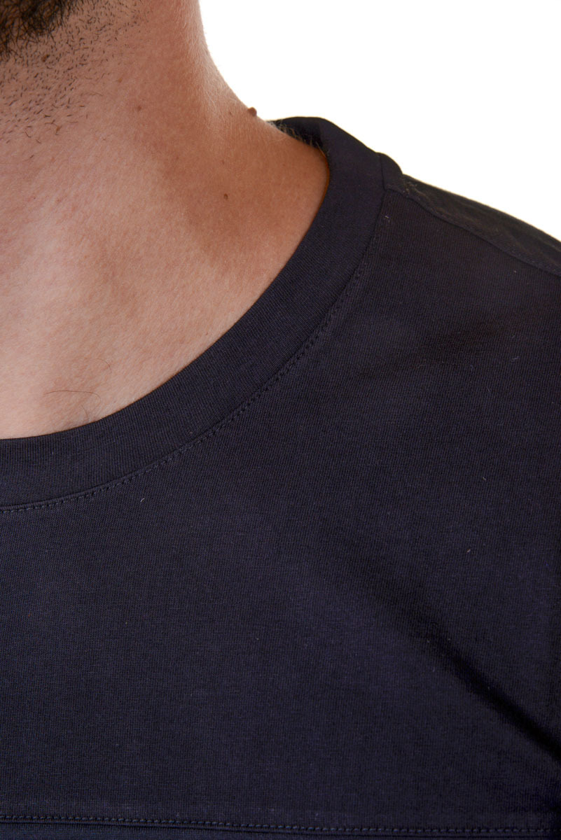 Versace Logo Long-sleeved T-shirt In Black