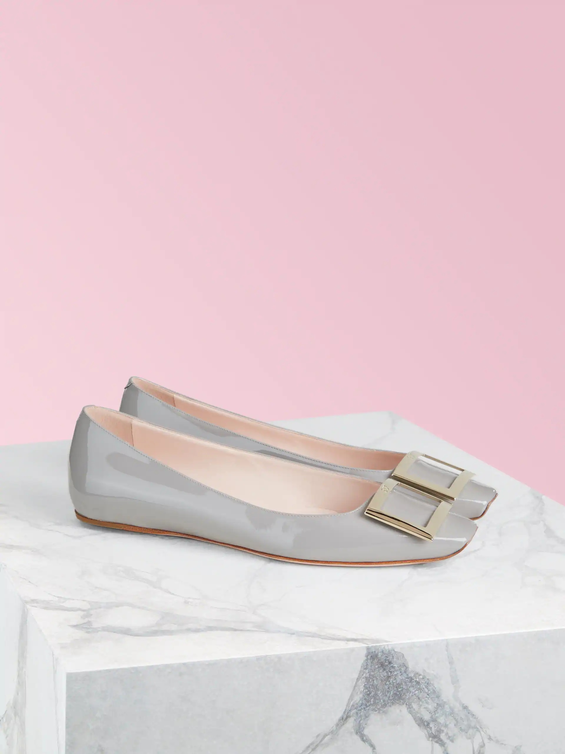 Roger Vivier Trompette Patent Leather Ballet Shoes In Gray