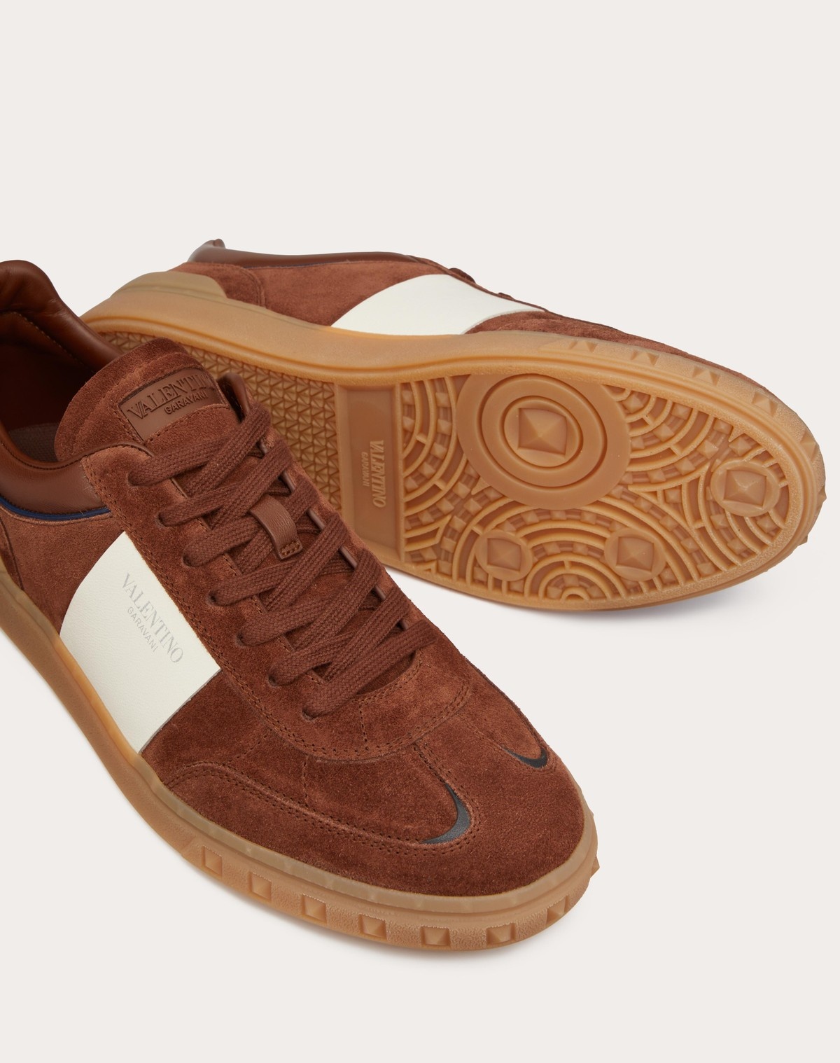 Valentino Garavani Low Top Upvillage Sneakers In Multicolor