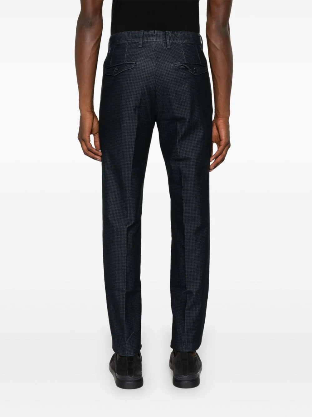 Incotex Herringbone-pattern Tapered Trousers In Black