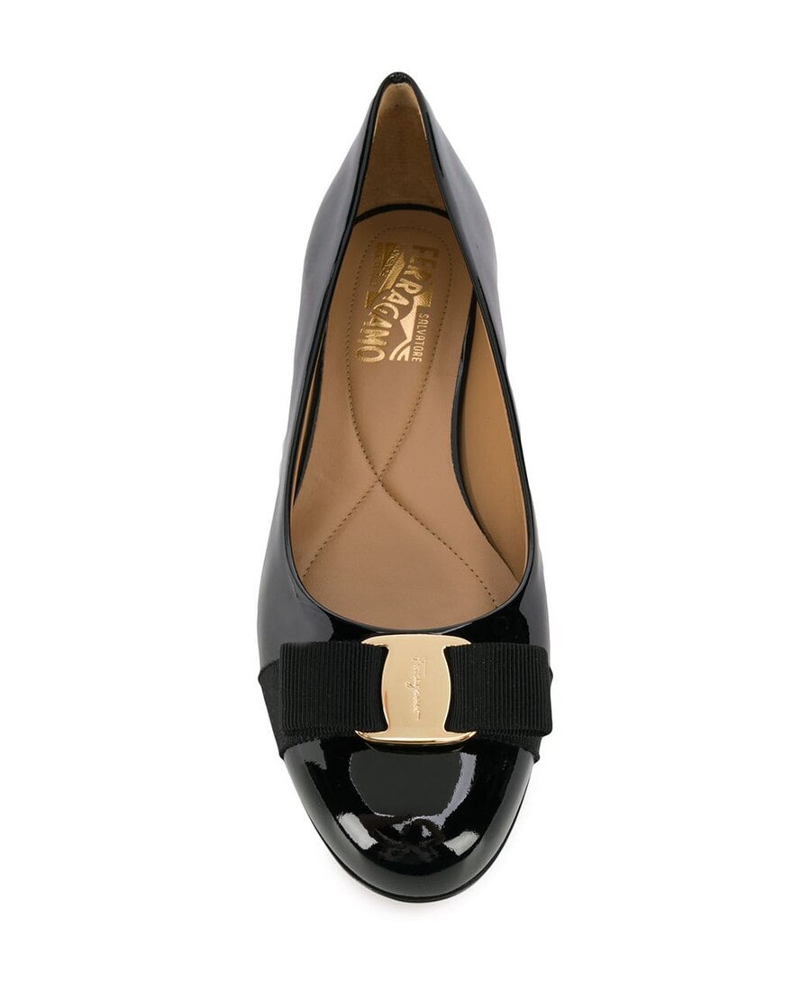 Shop Ferragamo Varina Ballerina Shoes In Black