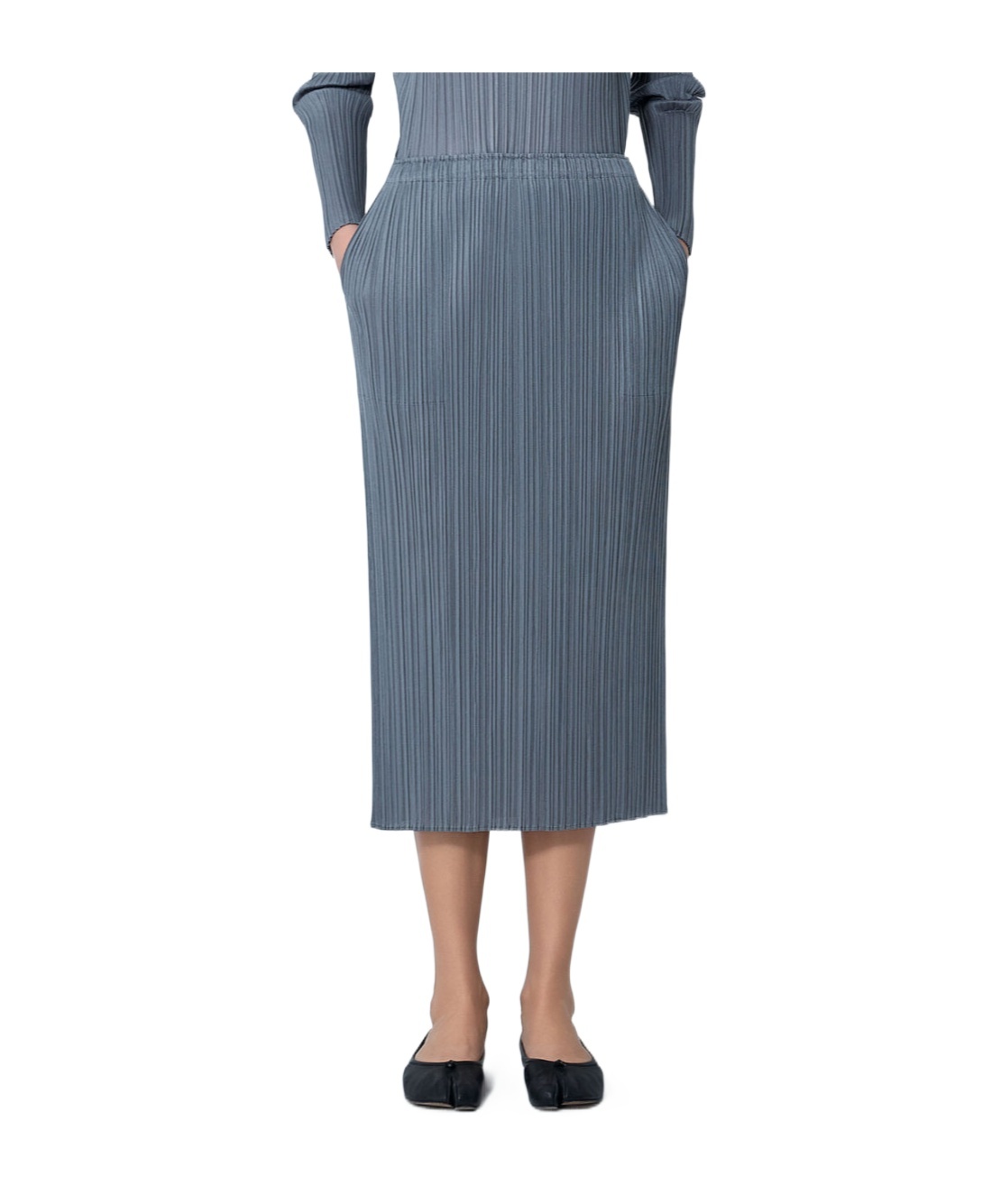 Issey Miyake Pleated Pocket Midi Skirt In Gray