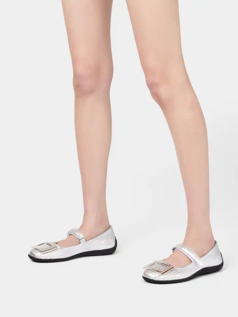 Roger Vivier Metallic Leather Ballet Flats In Silver