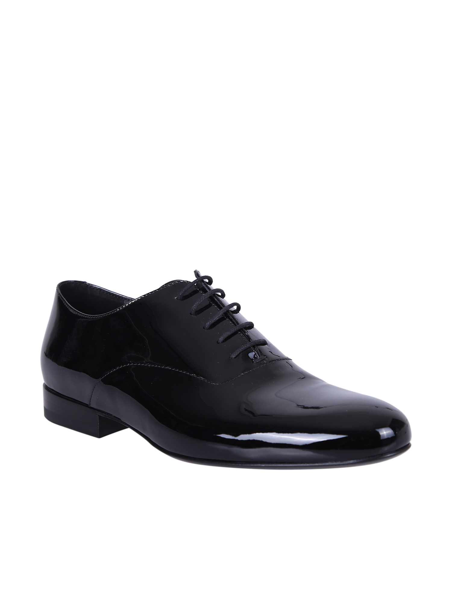 Valentino Round Toe Oxford Lace-up Shoes In Black