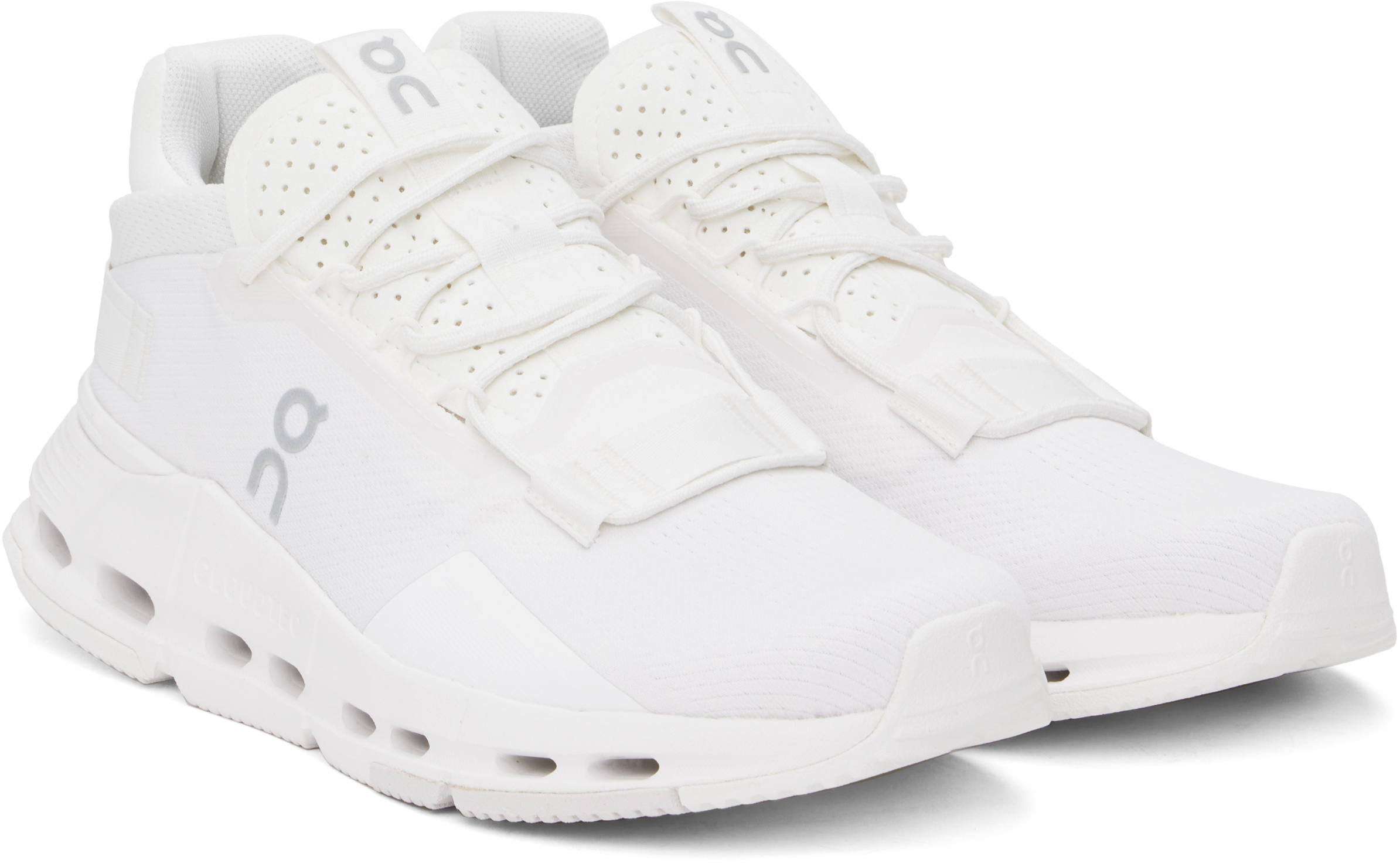 On Cloudnova 2 In White