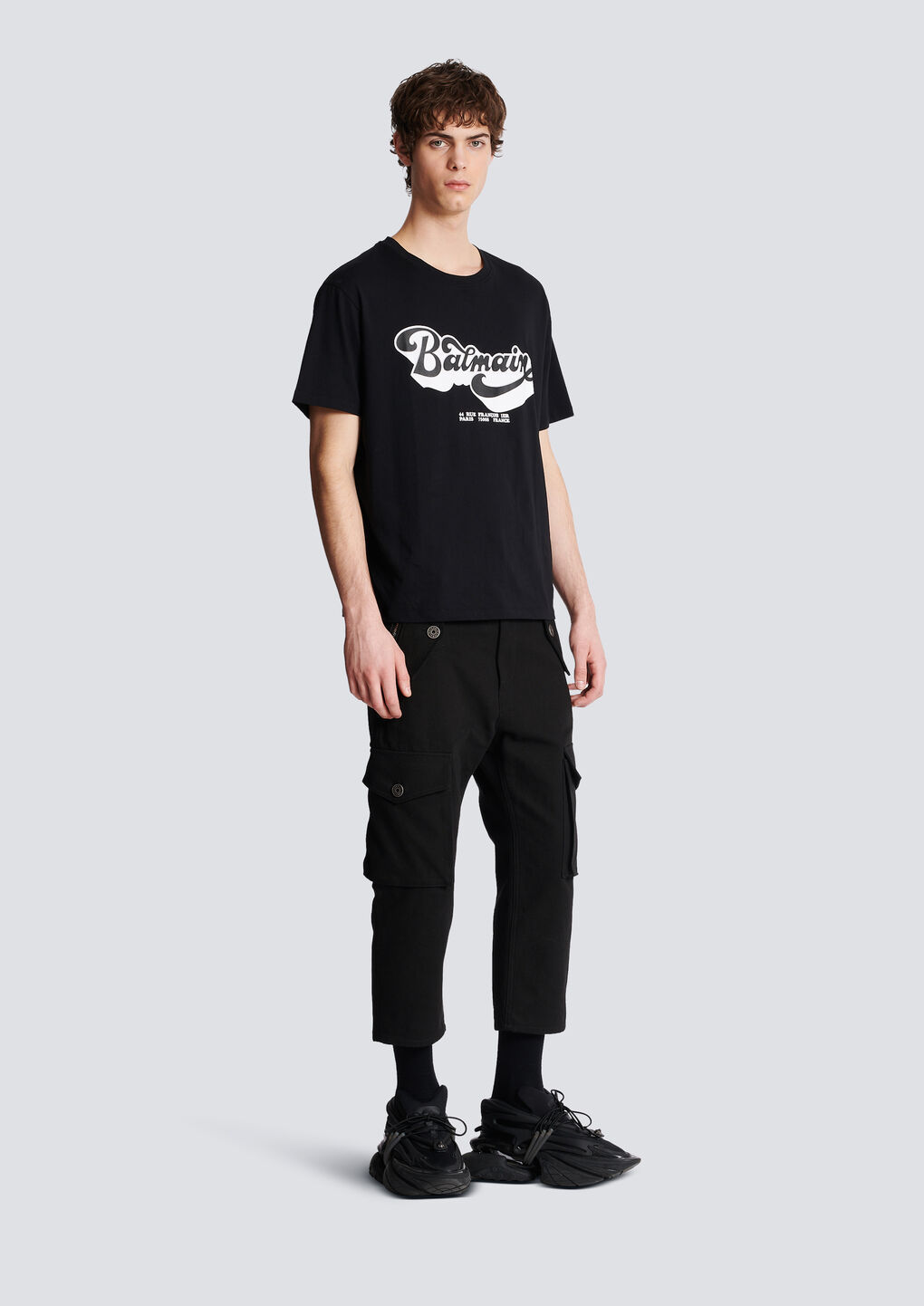 Balmain Black Crewneck T-shirt With 70s Logo Print In Organic Cotton Man In Black