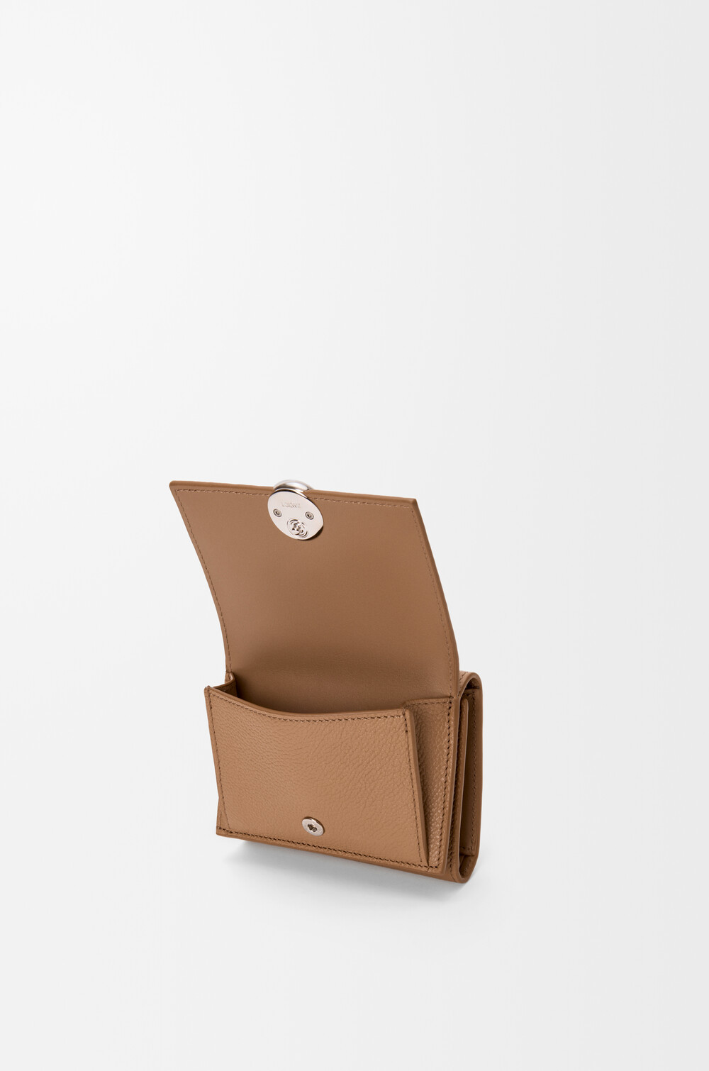 Loewe Pebble Trifold Wallet In Pebble Grain Calfskin In Brown