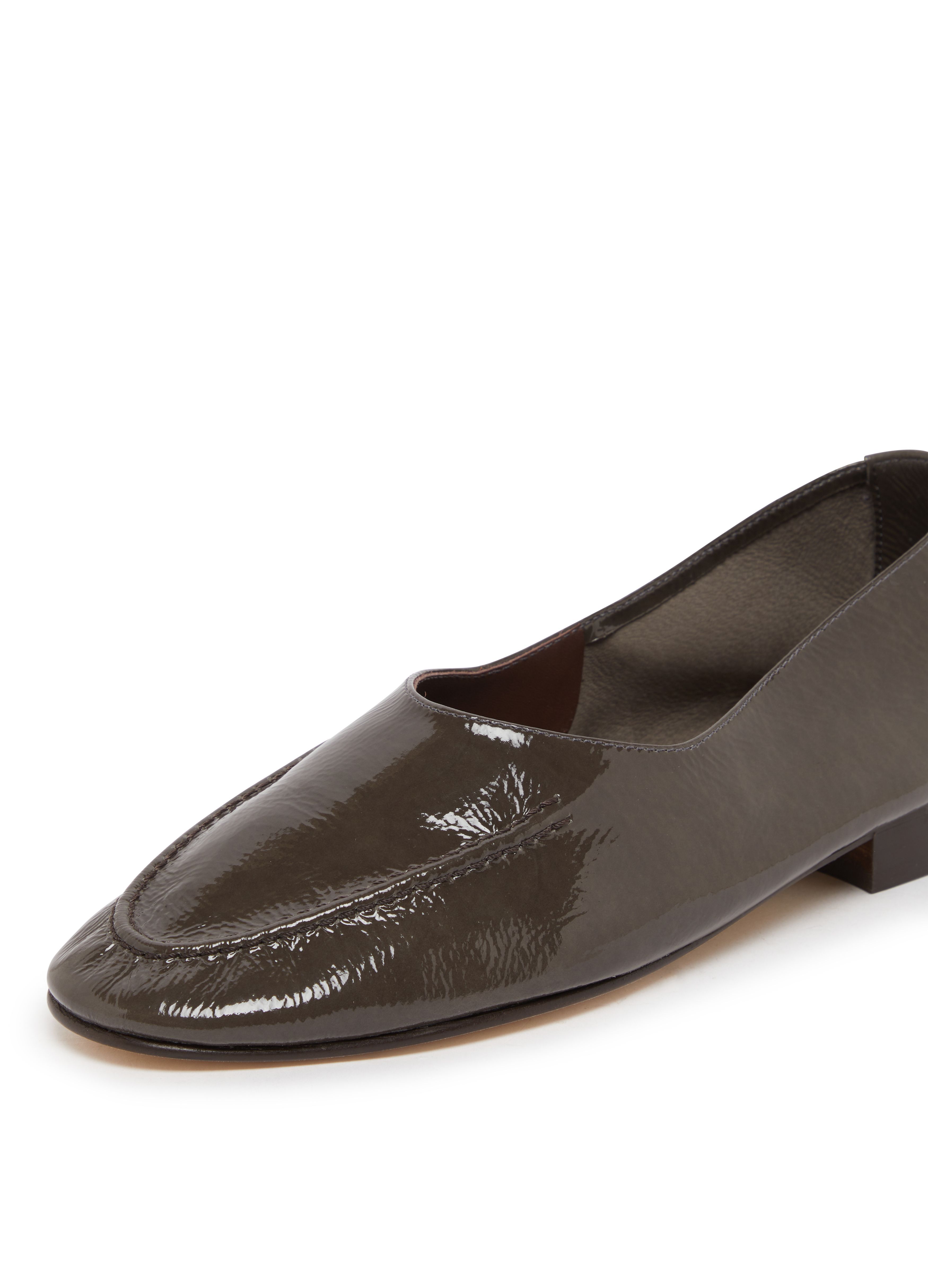 Hereu Pleated Shiny Ballet Flats In Black
