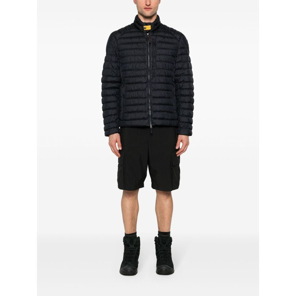 Parajumpers Outerwears In Black