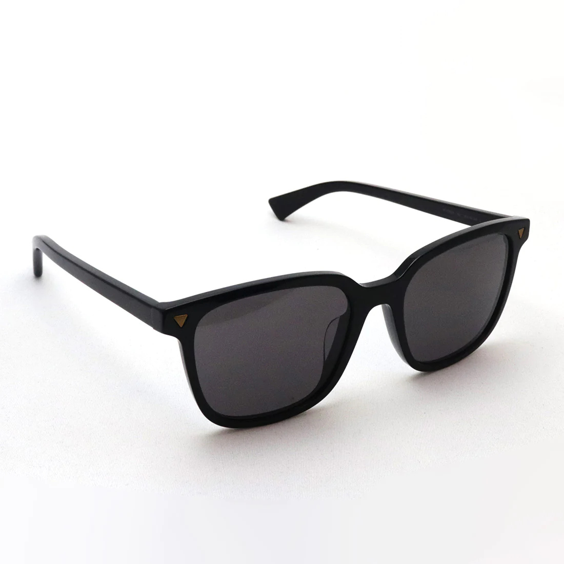 Bottega Veneta Geometric Frame Sunglasses In Black