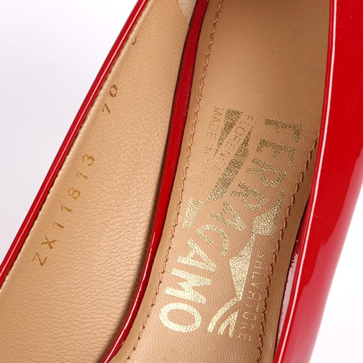 Ferragamo Cusp High-heeled Shoes In Red
