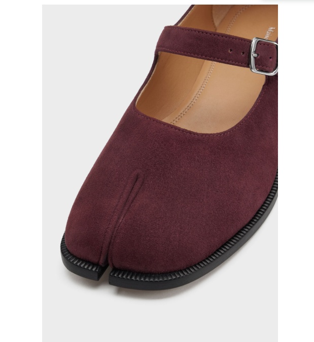 Maison Margiela Tabi Pumps In Burgundy