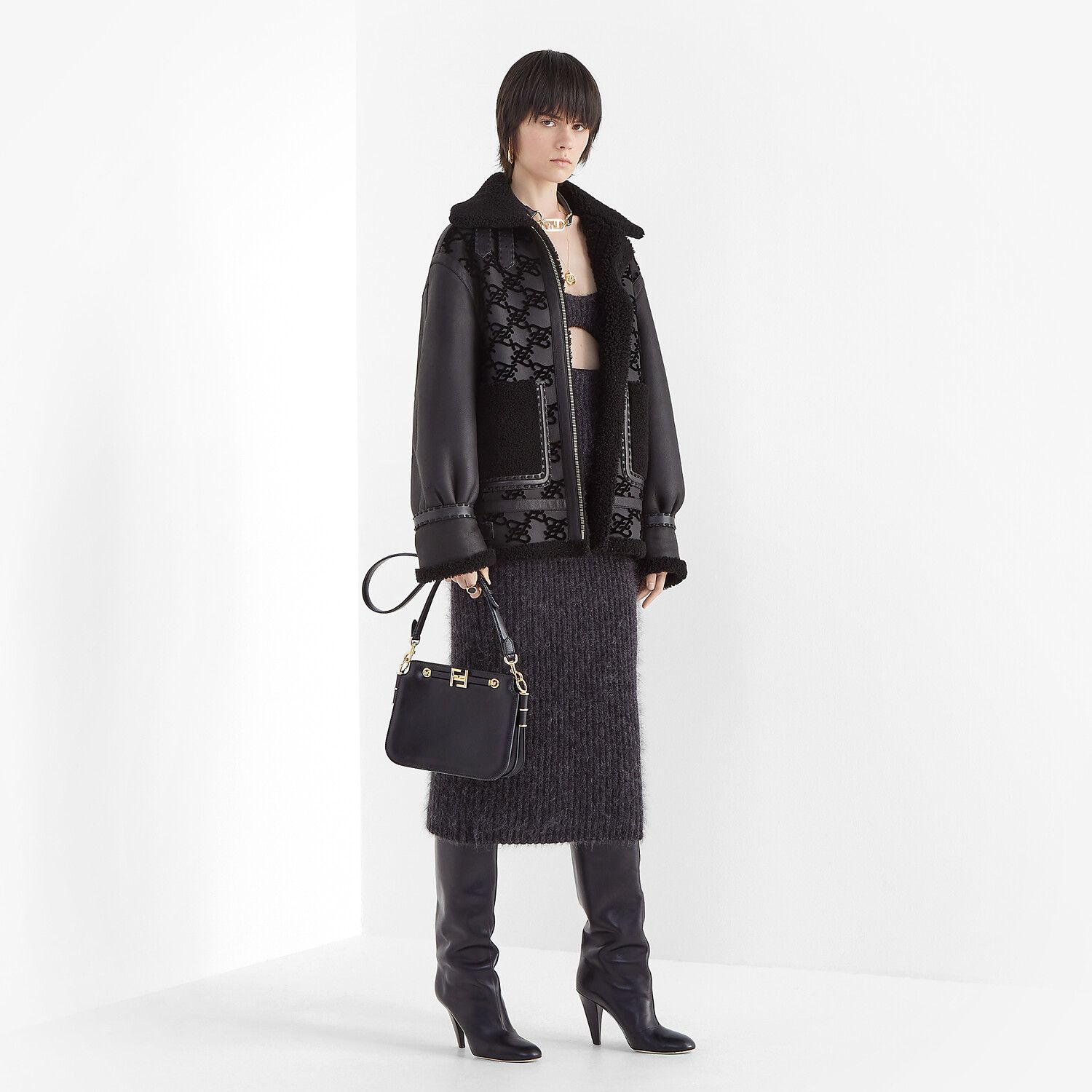 Fendi Ff Logo Touch Bag In Black