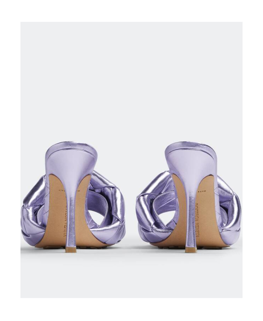 Bottega Veneta Lilac Nappa Leather Lido Sandals In Purple