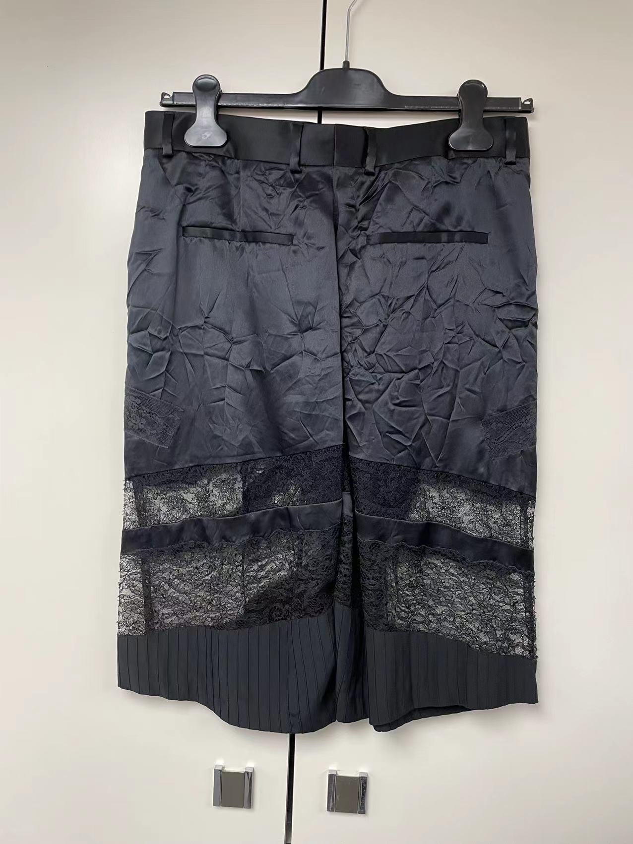 Givenchy Lace Detail Shorts In Black