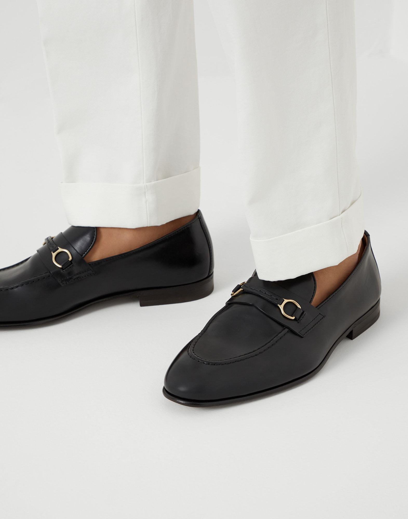 Brunello Cucinelli Round Head Loafer Shoes In Black