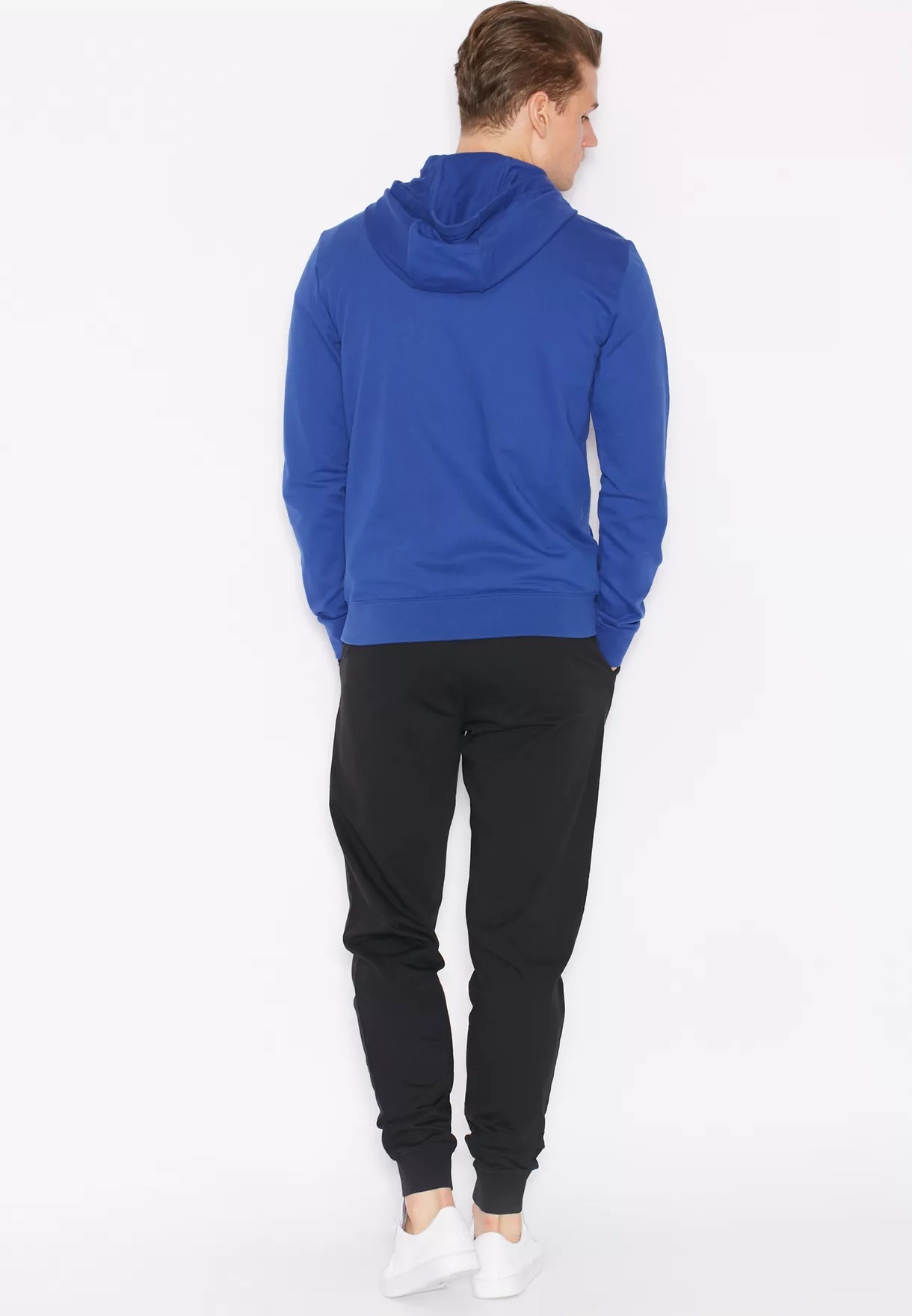 EA7 LOGO DETAILS SPORTS SUIT