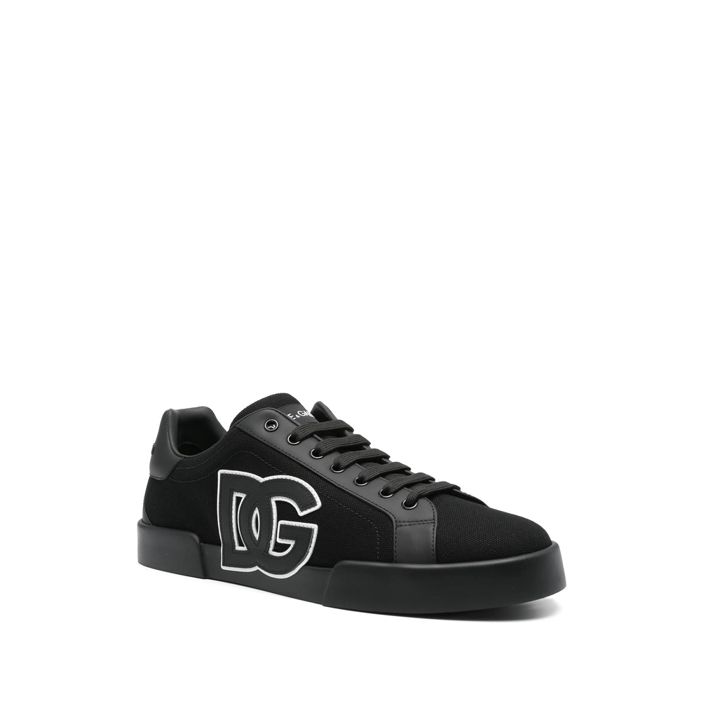 Dolce & Gabbana Sneakers With A Logo Patch In Black