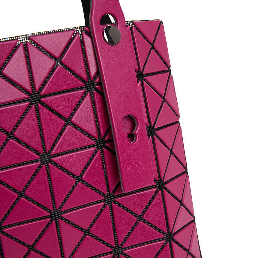 Issey Miyake Prism Geometric Pattern Handbag In Red