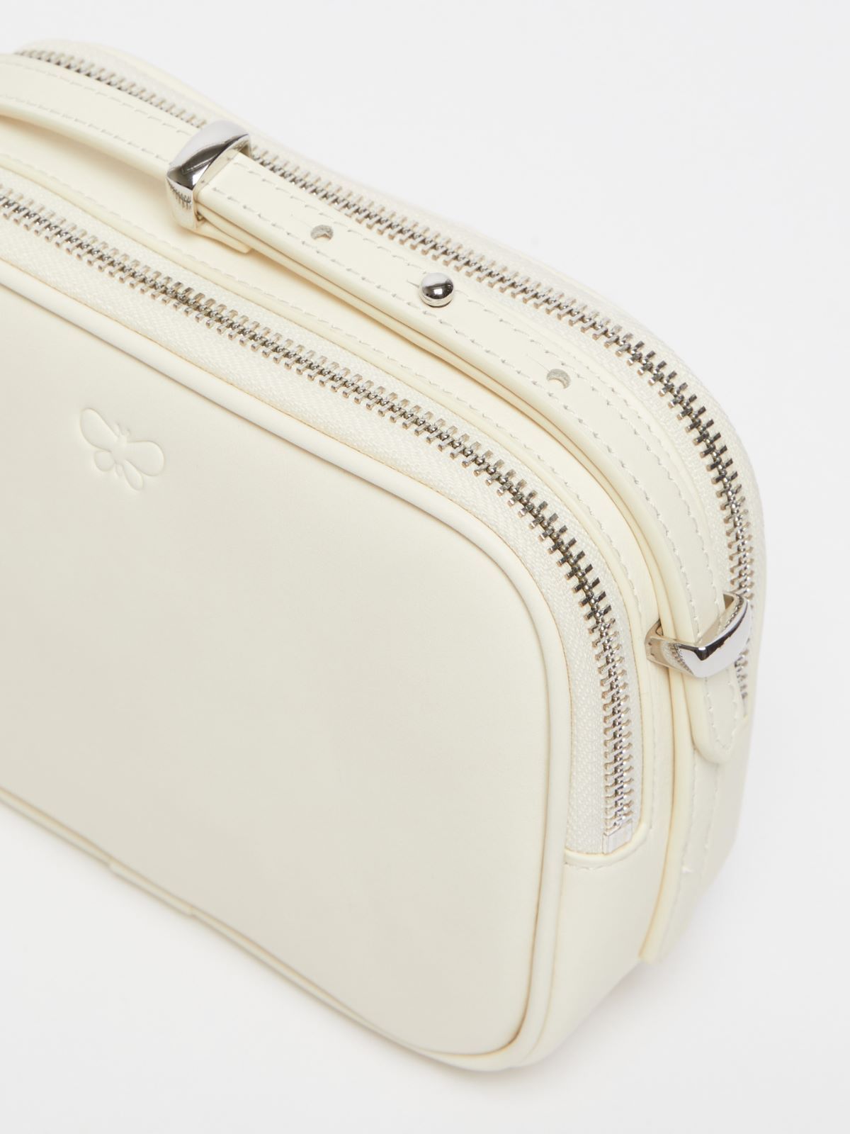Weekend Max Mara Zipper Shoulder Bag In White