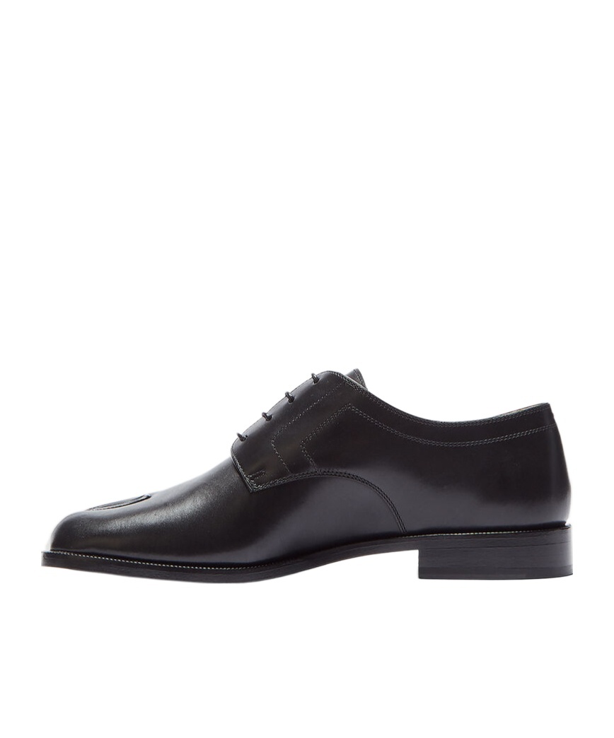 Maison Margiela Brown Tabi Lace-up Oxfords In Black