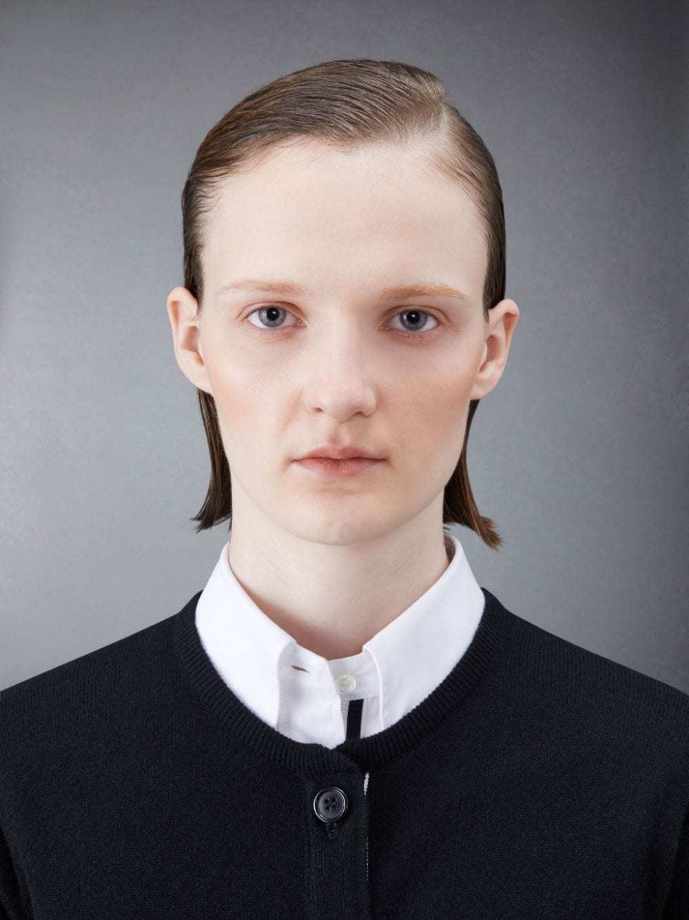 Thom Browne Cashmere Crew Neck Cardigan In Black