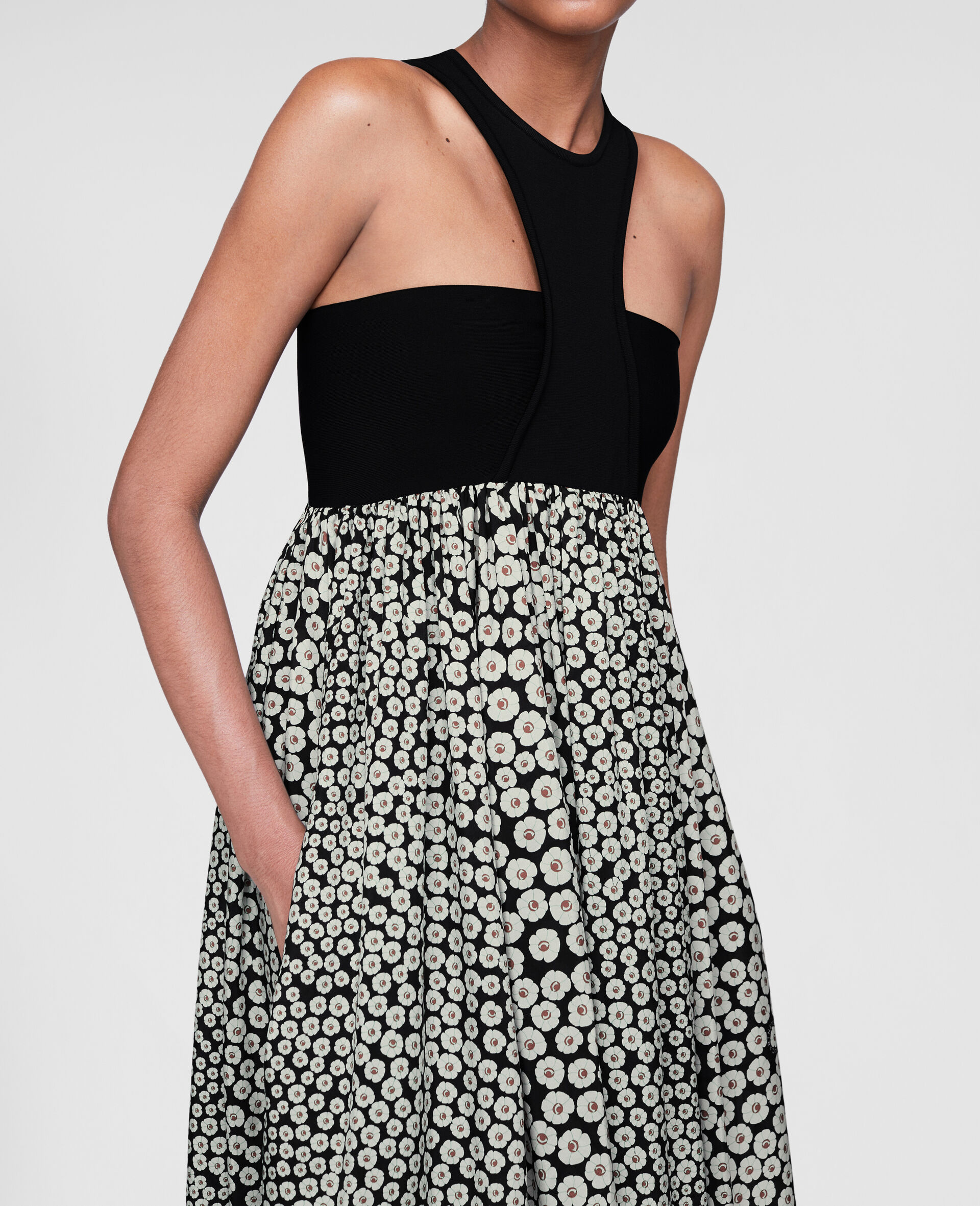 Stella Mccartney Floral Printed Dress In Gray