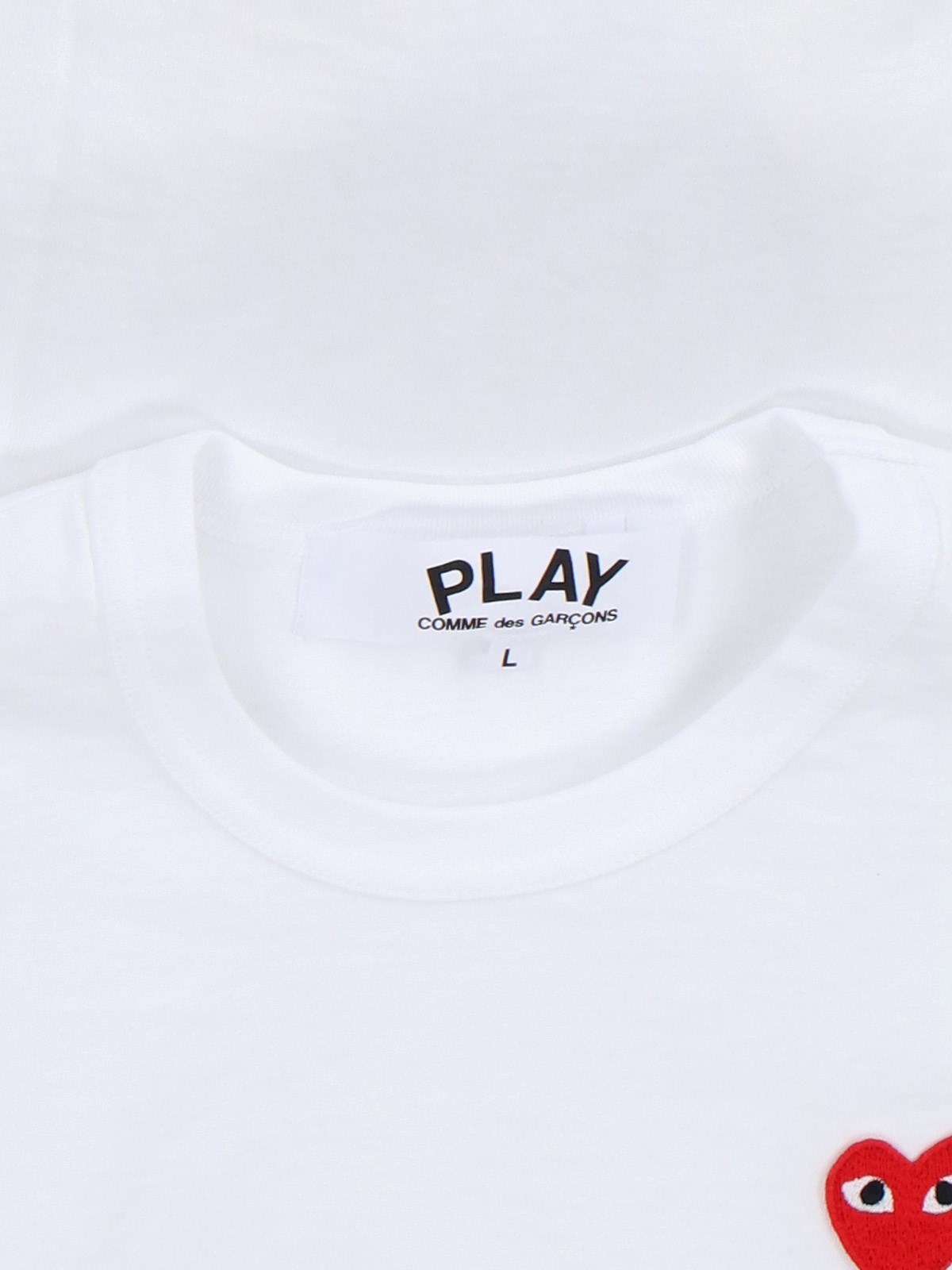 Comme Des Garçons Play White Heart Patch Long Sleeve T-shirt In White