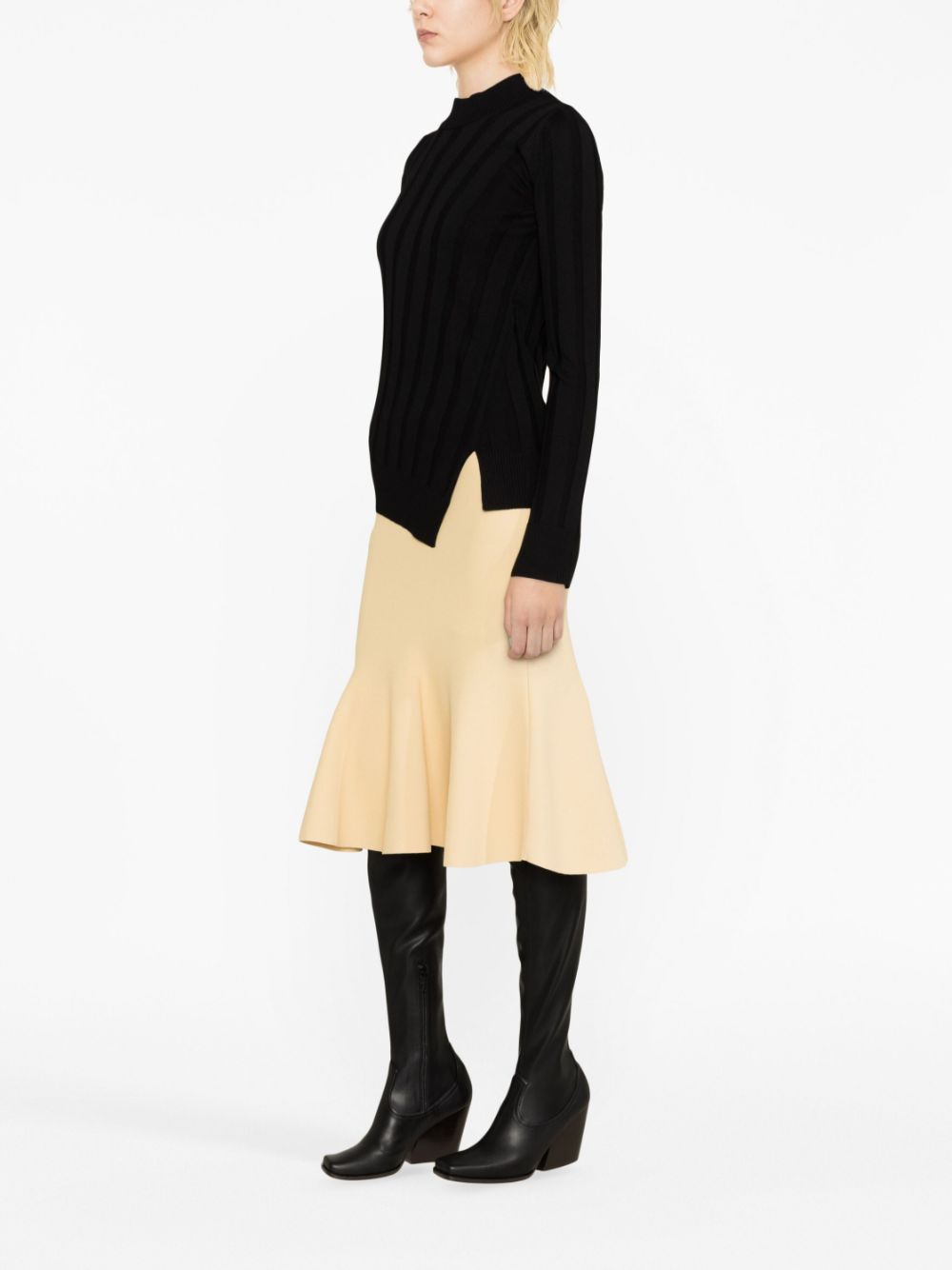 Stella Mccartney Crewneck Asymmetric-hem Knitted Jumper In Black