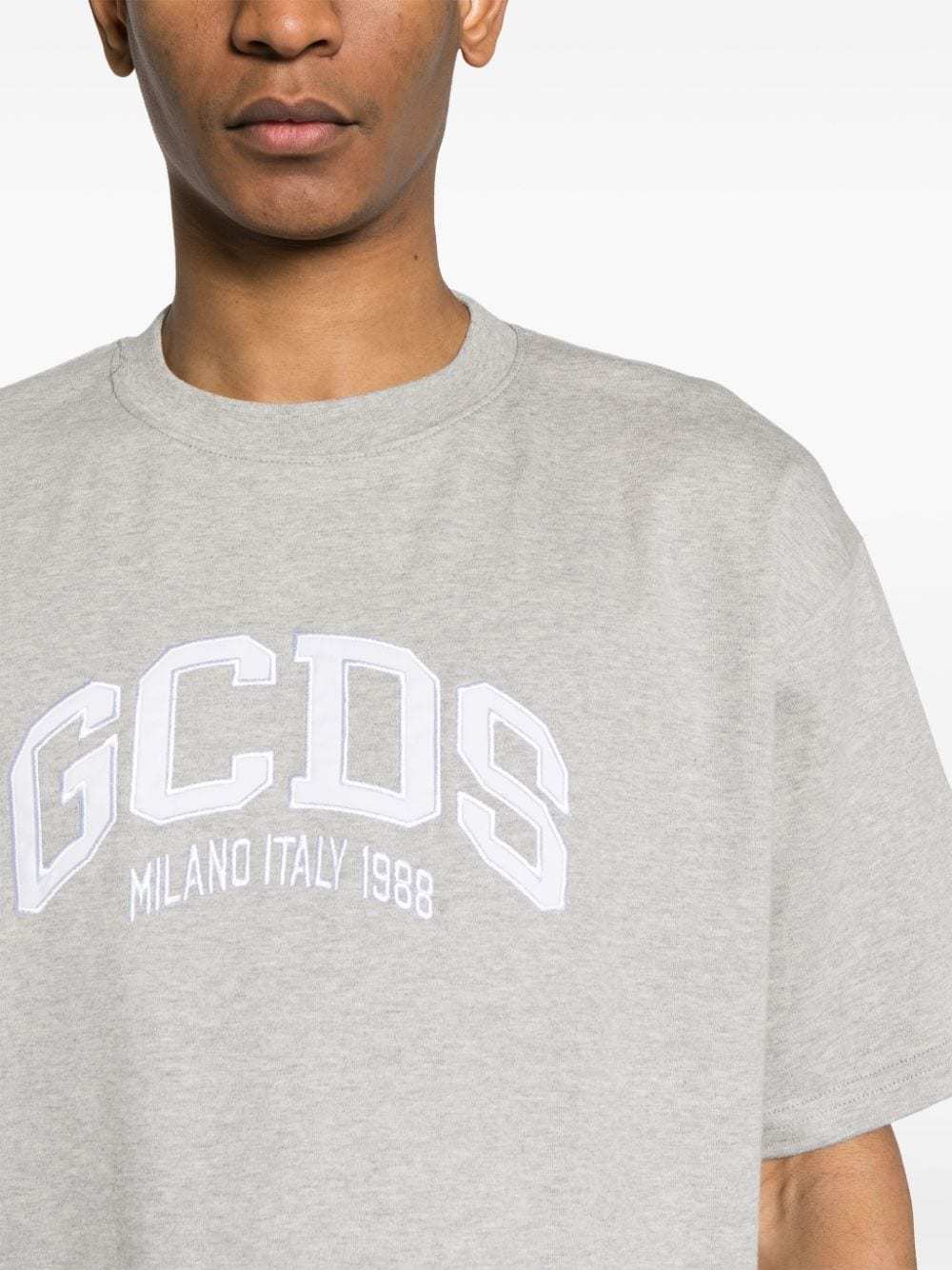 Gcds Man T-shirt Grey Size Xl Cotton In Gray