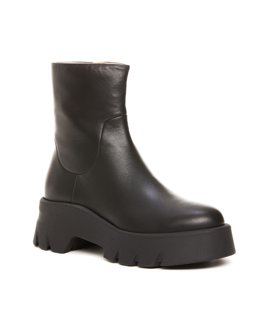 Gianvito Rossi Woman Ankle Boots Black Size 6 Calfskin In Black
