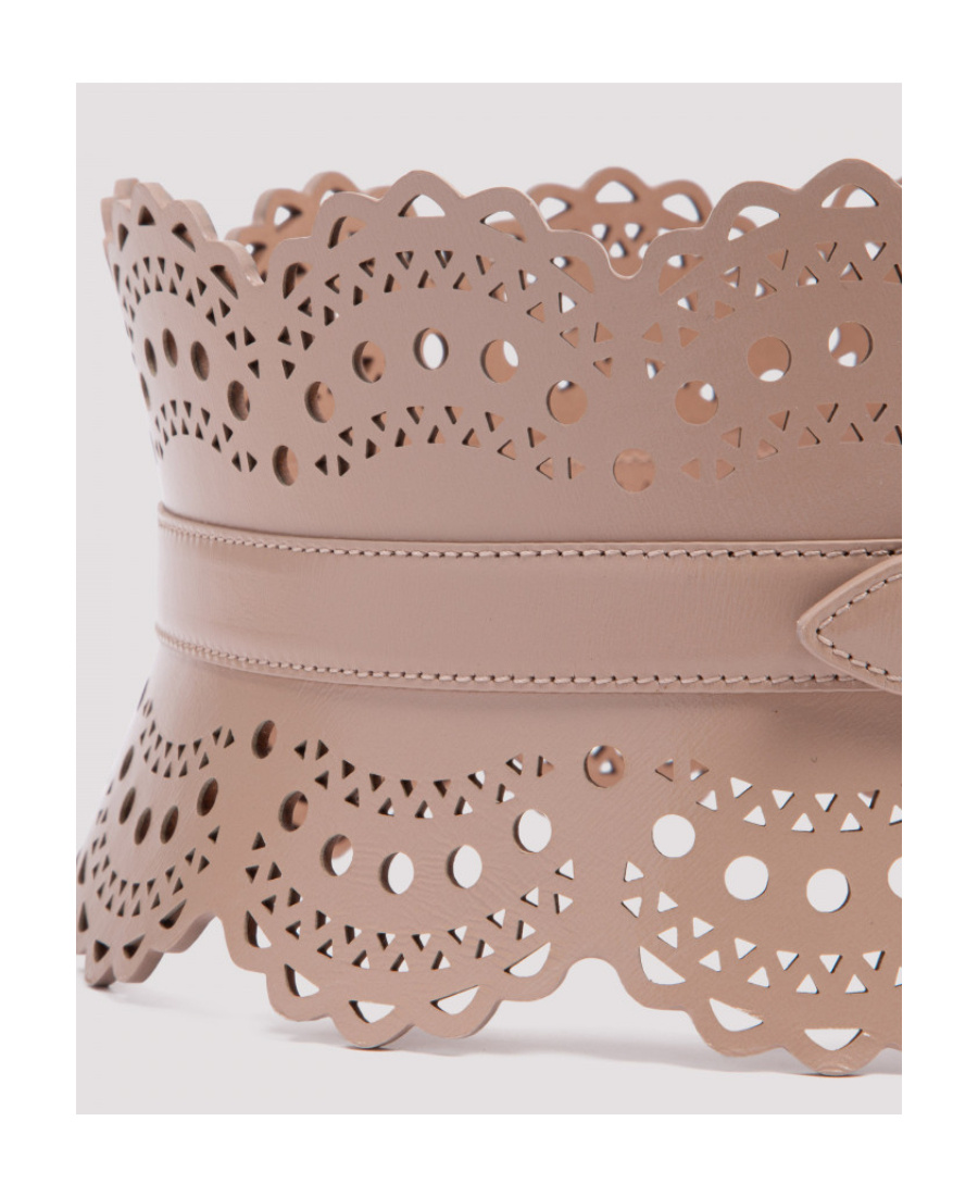 Alaïa Scalloped Buckle-fastening Belt In Nude