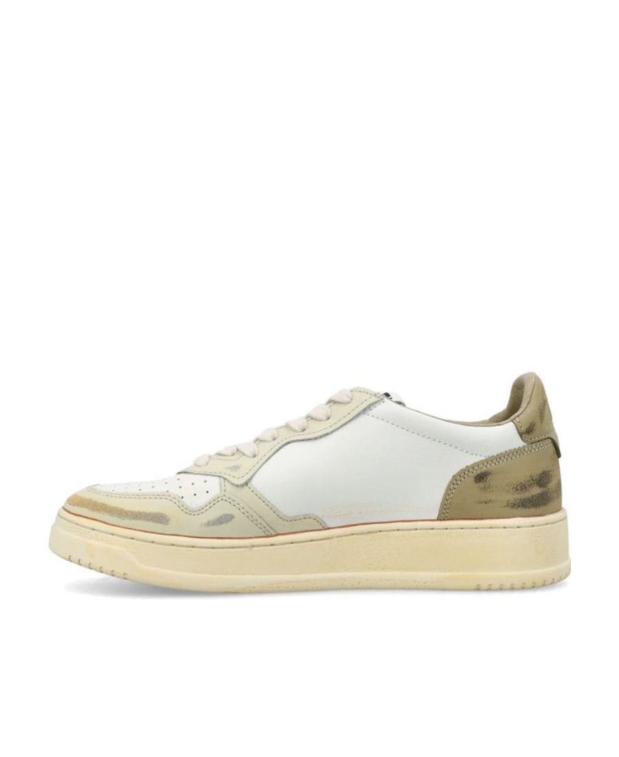 Autry Sup Vint Low In White