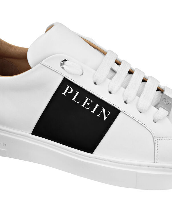 PHILIPP PLEIN LO-TOP LEATHER SNEAKERS 