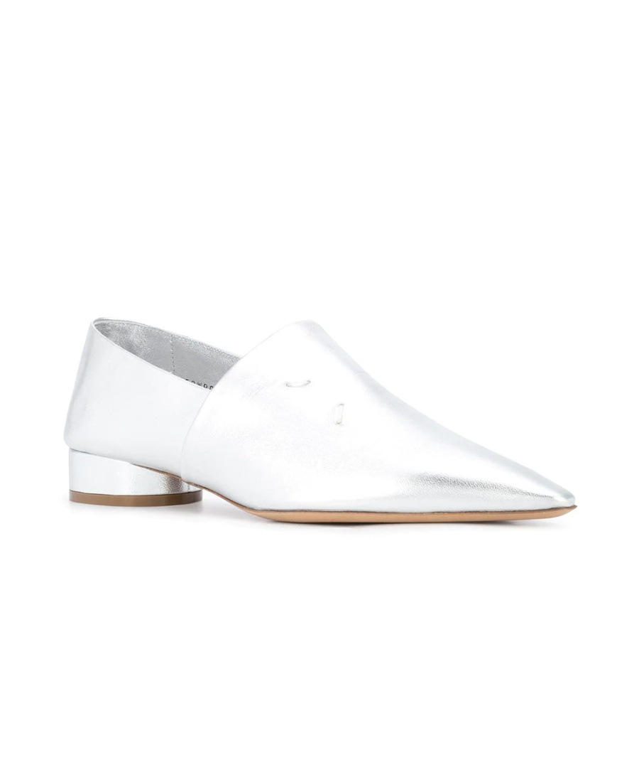 Maison Margiela Point-pointed Loafers In White