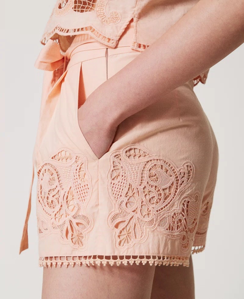 Twinset Twin-set Embroidered Detail Shorts